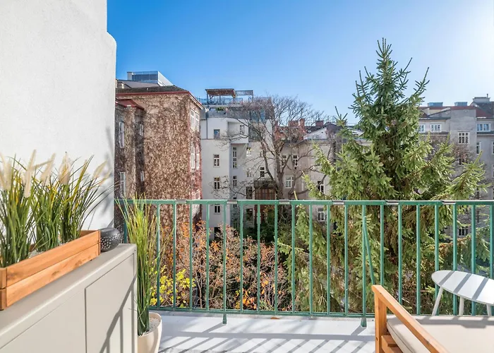 & Modern With Balcony * Vienna