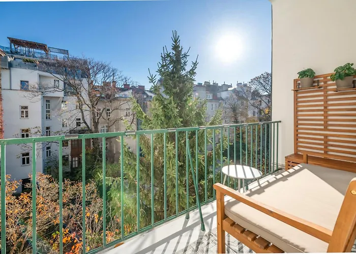 & Modern With Balcony * Vienna